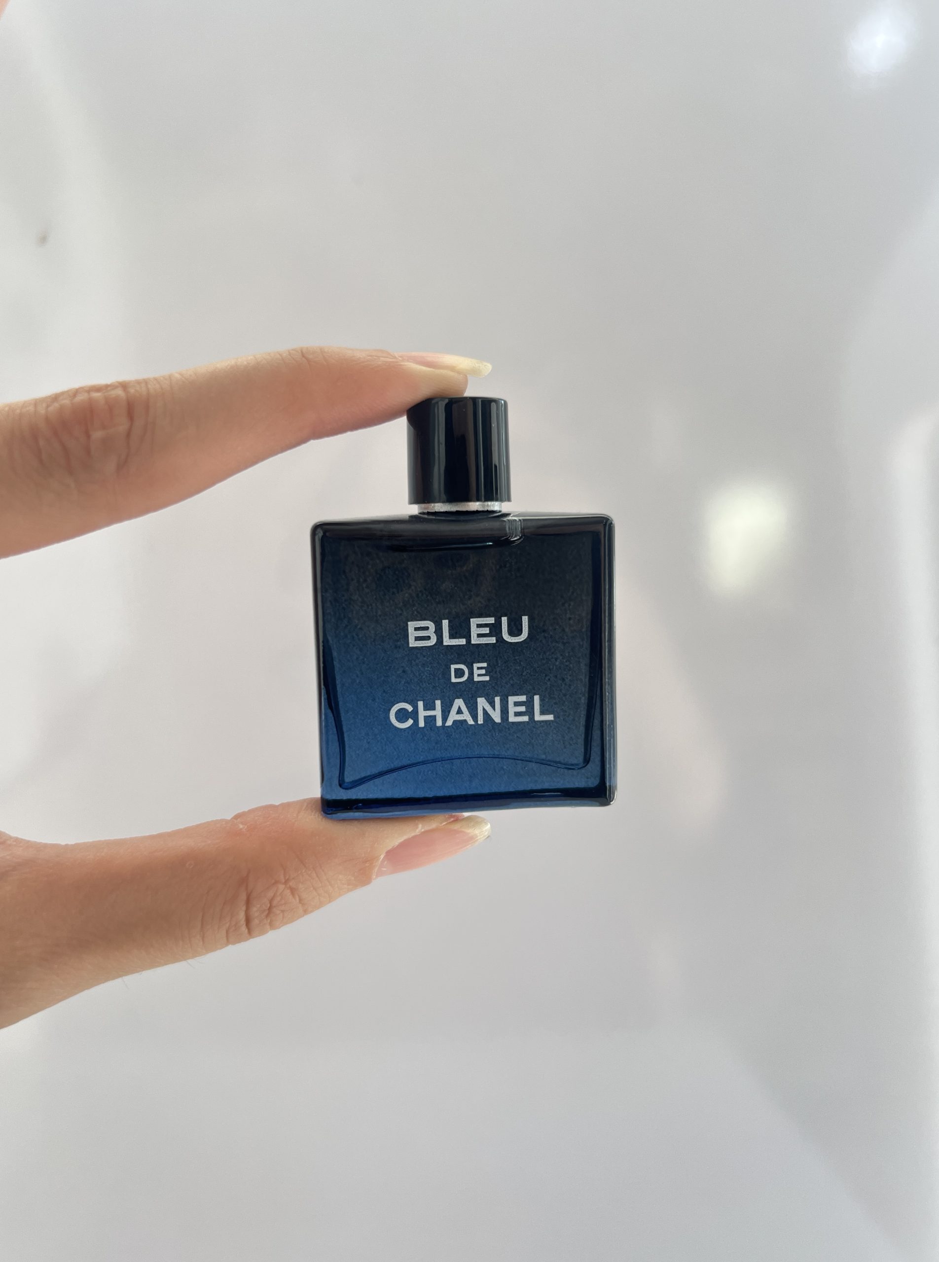 عطر مینیاتوری رین هارد مدل بلو شنل 9میل عطر مینیاتوری رین هارد مدل بلو شنل 9میل scaled